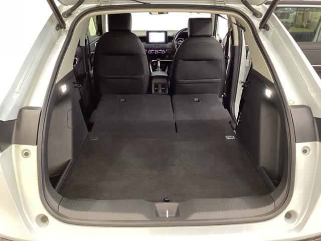 ヴェゼル ｅ：ＨＥＶＺ　光触媒抗菌消臭施工済　ドラレコ前後　障害物センサー　ナビ　シートヒーター　ＥＴＣ　盗難防止装置　ドラレコ付き　Ｒカメラ　フルセグテレビ　スマ－トキ－　アクティブクルーズ　Ｐセンサー　サイドエアバッグ（25枚目）