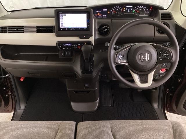 Ｎ－ＢＯＸ Ｌ　光触媒抗菌消臭施工済　障害物センサー　ナビ　シートヒーター　ＣＭＢＳ　Ｂカメラ　ＬＥＤヘッドライト　パーキングセンサー　クルコン　ベンチシート　オートエアコン　盗難防止システム　４ＷＤ　地デジＴＶ（5枚目）