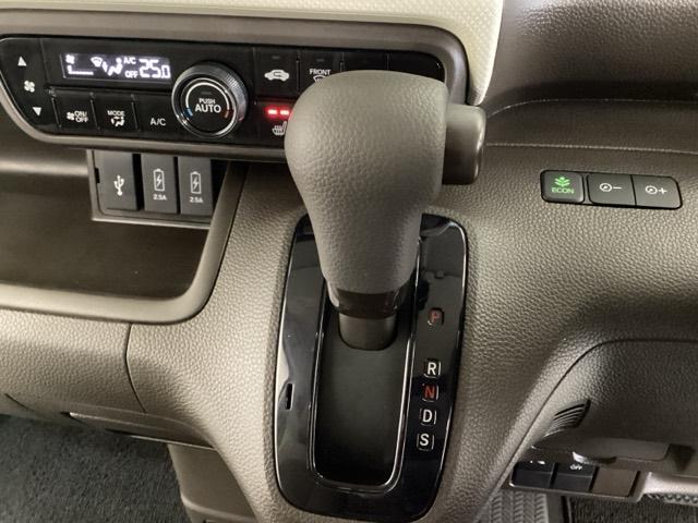 Ｎ－ＢＯＸ Ｌ　光触媒抗菌消臭施工済　障害物センサー　ナビ　シートヒーター　ＣＭＢＳ　Ｂカメラ　ＬＥＤヘッドライト　パーキングセンサー　クルコン　ベンチシート　オートエアコン　盗難防止システム　４ＷＤ　地デジＴＶ（8枚目）