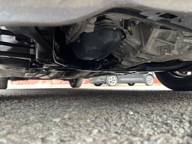 ノート ｅ－パワー　Ｂ　ＦＯＵＲ　インテリジェントキー　ＥＴＣ車載器　オートエアコン　バックカメラ　切り替え４ＷＤ　横滑り防止機能　ブラインドスポットセンサー　衝突被害軽減ブレーキ（17枚目）