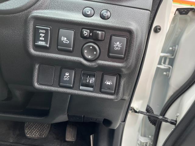 ノート ｅ－パワー　Ｂ　ＦＯＵＲ　インテリジェントキー　ＥＴＣ車載器　オートエアコン　バックカメラ　切り替え４ＷＤ　横滑り防止機能　ブラインドスポットセンサー　衝突被害軽減ブレーキ（31枚目）