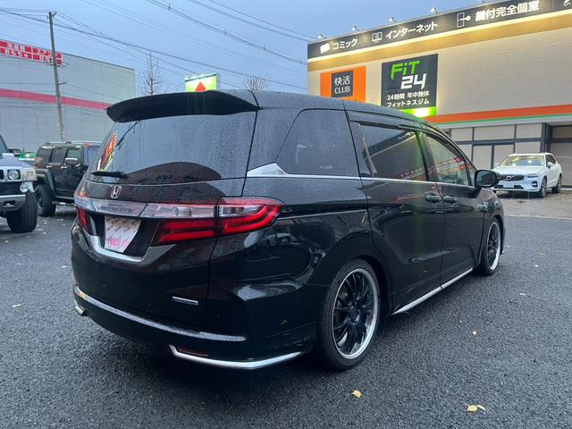 オデッセイハイブリッド ハイブリッドアブソルート・ホンダセンシングＥＸパック　本革シート　３６０°カメラ　駐車アシスト　両側自動スライドドア　車線逸脱防止　盗難防止　キーレス　サイドエアバッグ　エコモード　ＤＶＤ再生可　ＶＳＡ　Ｂｌｕｅｔｏｏｔｈオーディオ　スマキー　３列シート（6枚目）