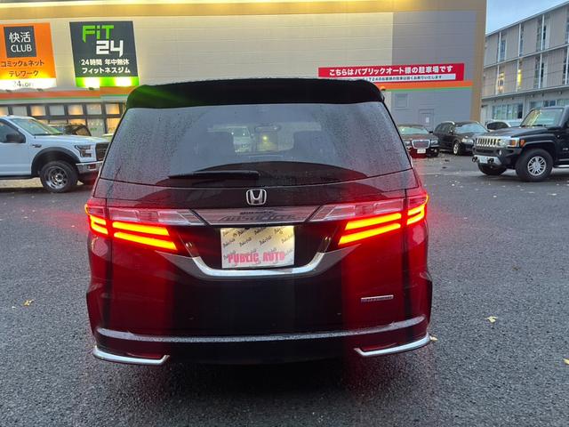 オデッセイハイブリッド ハイブリッドアブソルート・ホンダセンシングＥＸパック　本革シート　３６０°カメラ　駐車アシスト　両側自動スライドドア　車線逸脱防止　盗難防止　キーレス　サイドエアバッグ　エコモード　ＤＶＤ再生可　ＶＳＡ　Ｂｌｕｅｔｏｏｔｈオーディオ　スマキー　３列シート（9枚目）