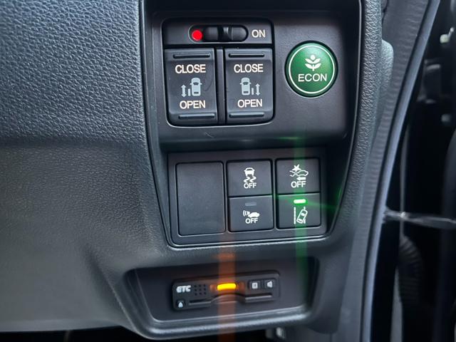 オデッセイハイブリッド ハイブリッドアブソルート・ホンダセンシングＥＸパック　本革シート　３６０°カメラ　駐車アシスト　両側自動スライドドア　車線逸脱防止　盗難防止　キーレス　サイドエアバッグ　エコモード　ＤＶＤ再生可　ＶＳＡ　Ｂｌｕｅｔｏｏｔｈオーディオ　スマキー　３列シート（23枚目）