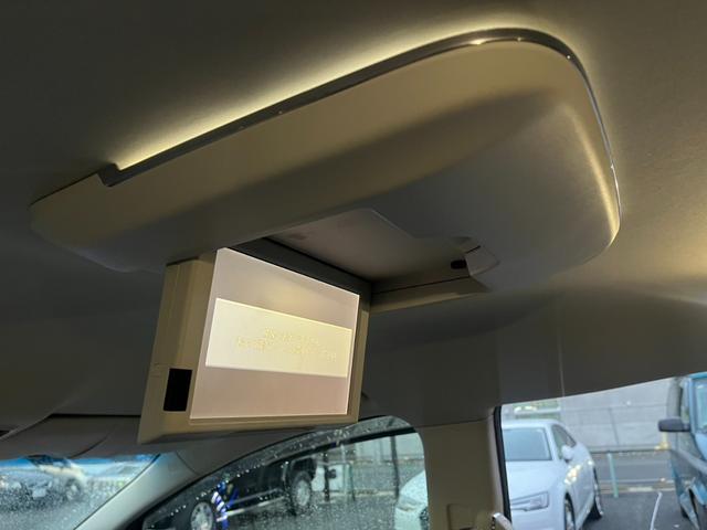 オデッセイハイブリッド ハイブリッドアブソルート・ホンダセンシングＥＸパック　本革シート　３６０°カメラ　駐車アシスト　両側自動スライドドア　車線逸脱防止　盗難防止　キーレス　サイドエアバッグ　エコモード　ＤＶＤ再生可　ＶＳＡ　Ｂｌｕｅｔｏｏｔｈオーディオ　スマキー　３列シート（25枚目）