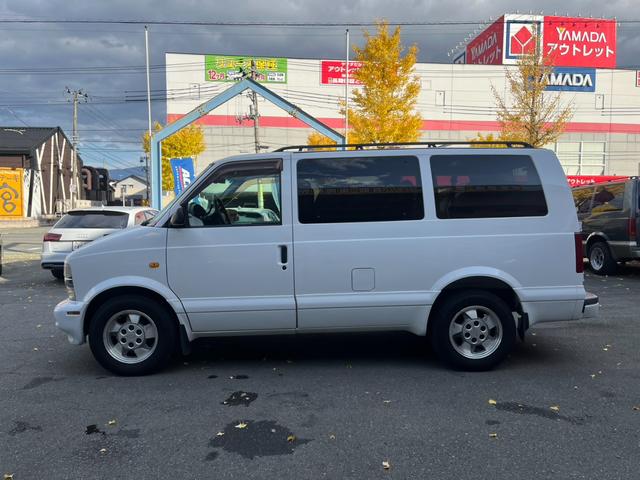 シボレーアストロ LS キーレス AWD ETC クルーズコントロール テレビ フルセグ Bカメラ Bluetooth接続(6枚目)