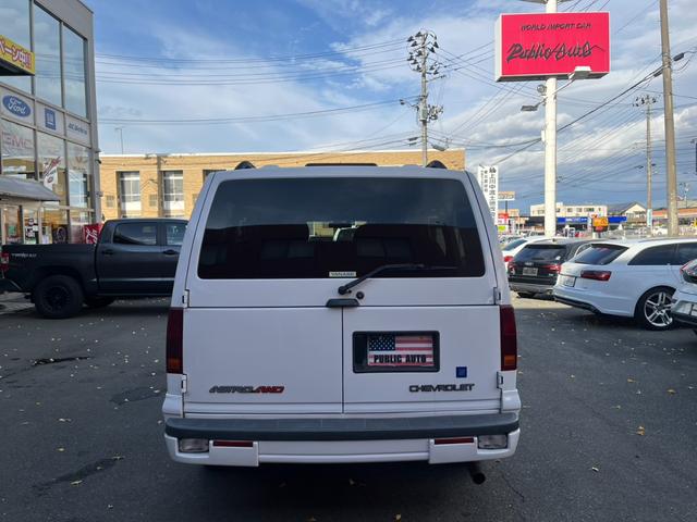 シボレーアストロ LS キーレス AWD ETC クルーズコントロール テレビ フルセグ Bカメラ Bluetooth接続(9枚目)