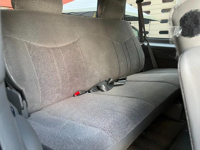 シボレーアストロ LS キーレス AWD ETC クルーズコントロール テレビ フルセグ Bカメラ Bluetooth接続(18枚目)