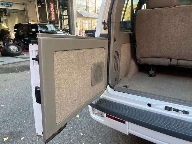 シボレーアストロ LS キーレス AWD ETC クルーズコントロール テレビ フルセグ Bカメラ Bluetooth接続(21枚目)