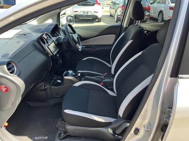 ノート ｅ－パワー　Ｂ　ＦＯＵＲ　インテリジェントエマージェンシーブレーキ　インテリジェントキー　アイドリングストップ　メモリーナビ　レーンキープアシスト　ＥＴＣ車載器　オートエアコン　バックカメラ　オートライト　コーナーセンサー（19枚目）