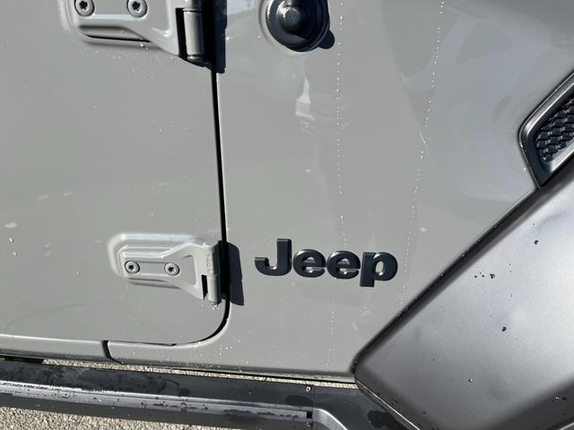 ジープ・ラングラーアンリミテッド ウィリス(13枚目)