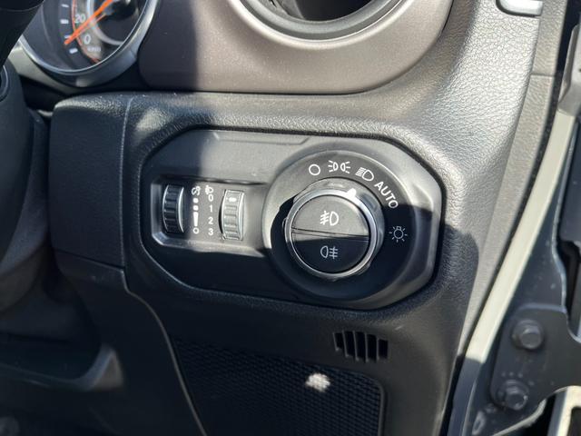 ジープ・ラングラーアンリミテッド ウィリス(25枚目)