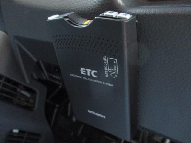 X 4WD フルセグTV・SDナビ ETC 純正14インチアルミ シートヒーター HIDヘッドライト プッシュスタート スマートキー エンジンスターター(16枚目)