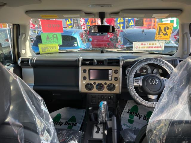 カラーパッケージ パートタイム4WD クリアランスソナー 純正ナビ クルコン 社外マフラー 社外ステップ ソフトアップ ETC 社外17AW(30枚目)