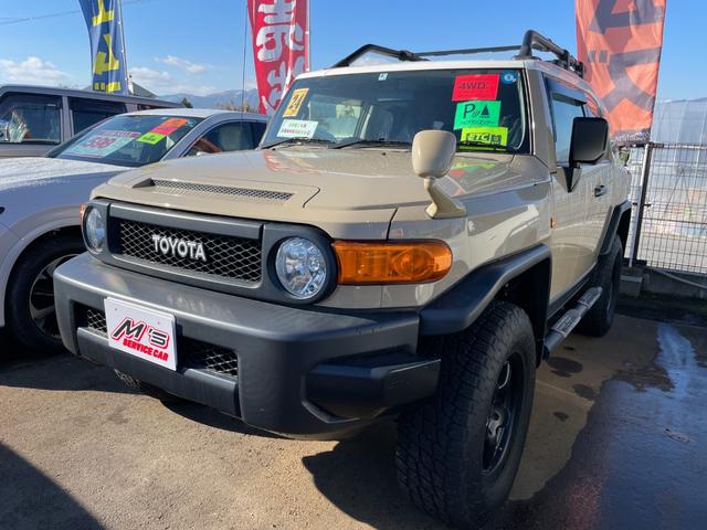 カラーパッケージ パートタイム4WD クリアランスソナー 純正ナビ クルコン 社外マフラー 社外ステップ ソフトアップ ETC 社外17AW(34枚目)