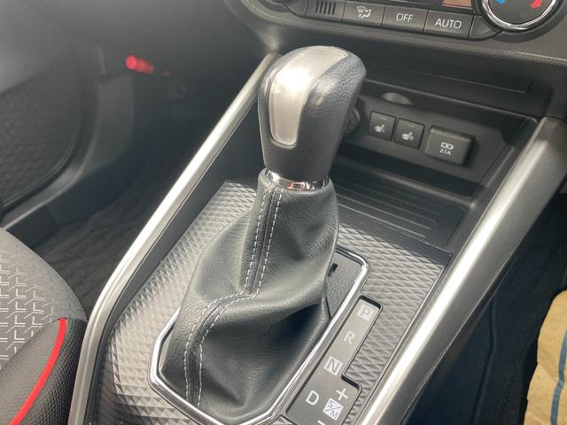 ライズ Ｚ　４ＷＤ　衝突被害軽減ブレーキ　バックカメラ　フロントデアイサー　クルコン　クリアランスソナー　ＬＥＤライト　オートライト　シートヒーター　ＵＳＢ充電　フォグランプ　エンスタ（12枚目）