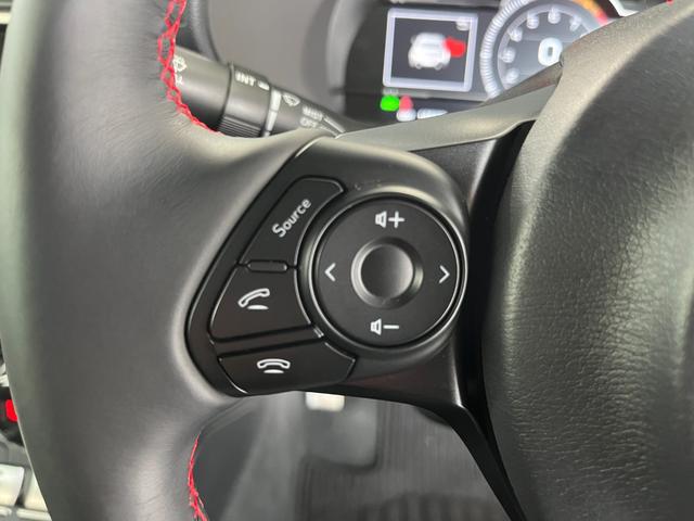 ＢＲＺ Ｓ　マニュアル車　プッシュスタート　純正１８ＡＷ　ＣＤデッキ　シートヒーター　クルーズコントロール　ＬＥＤヘッドライト　アダプティブヘッドライト　ＵＳＢ充電　ＡＵＸ　Ｂｌｕｅｔｏｏｔｈ接続（25枚目）