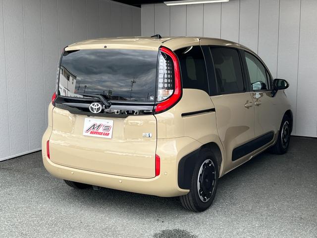 TOYOTA SIENTA HYBRID Z | 2022 | BEIGE | 30100 km | details