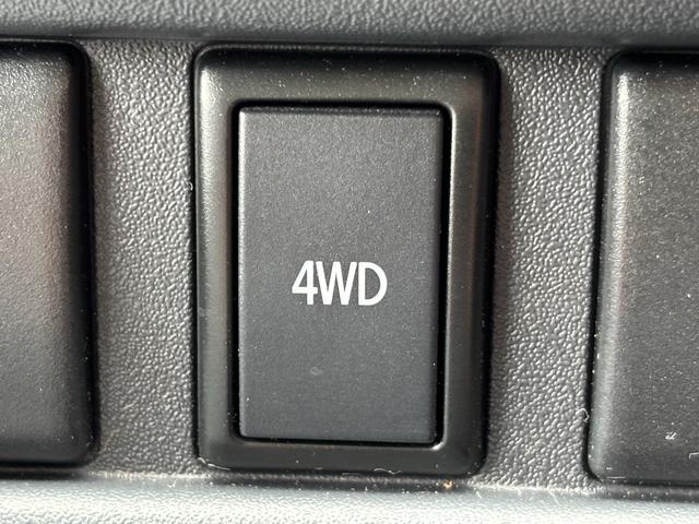 ＮＴ１００クリッパートラック ＤＸ　４ＷＤ　キャンピング仕様　前後ドラレコ　メモリーナビ　ワンセグＴＶ　バックカメラ　ＥＴＣ　デジタルインナーミラー　ＵＳＢ　ＵＳＢ充電　キーレス　ＣＤ　ＤＶＤ可　レンタアップ　エアコン　ハロゲンランプ（18枚目）