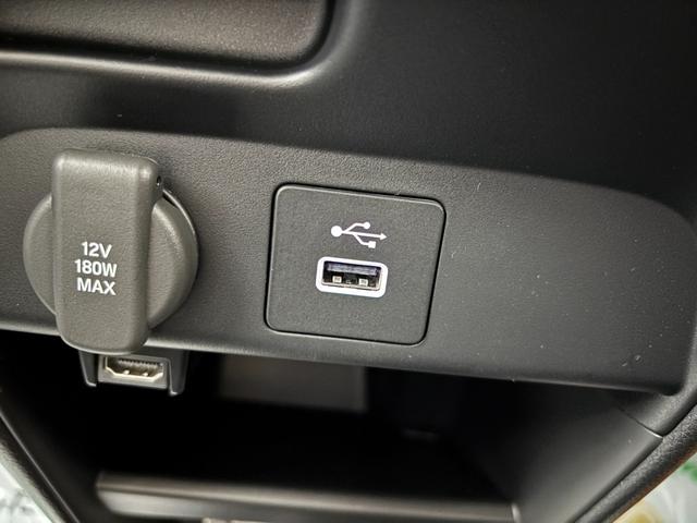 フリード ｅ：ＨＥＶエアー　ＥＸ　４ＷＤ　登録済未使用車　ディスプレイオーディオ　バックカメラ　シートヒーター　両側電動スライドドア　クリアランスソナー　レーンアシスト　ＢＳＭ　ＥＣＯＮ　フロントデアイサー　ＵＳＢ　ＨＤＭＩ　ＢＴ接続（23枚目）