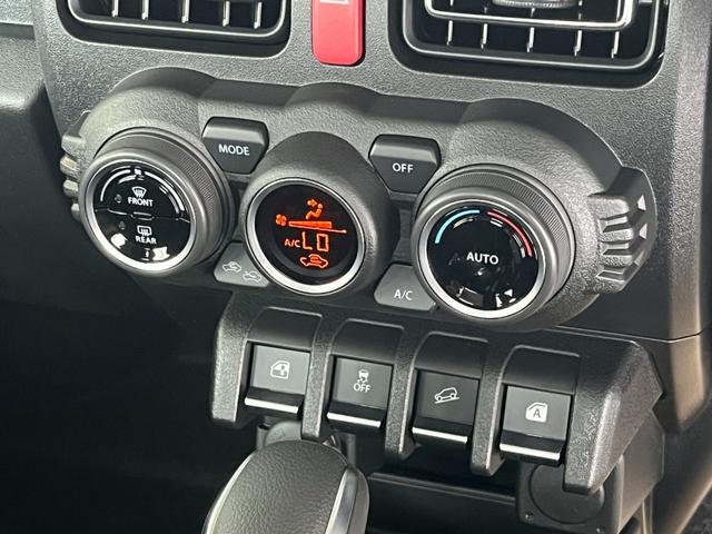 ジムニーシエラ ＪＣ　登録済未使用車　４ＷＤ　ヒルディセントコントロール　レーンアシスト　クルコン　オートライト　ＬＥＤライト　ヘッドライトウォッシャー　クリアランスソナー　シートヒーター　衝突被害軽減ブレーキ（11枚目）