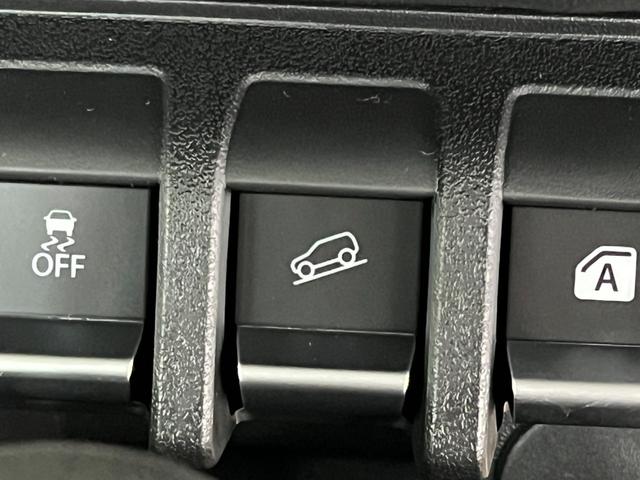 ジムニーシエラ ＪＣ　登録済未使用車　４ＷＤ　ヒルディセントコントロール　レーンアシスト　クルコン　オートライト　ＬＥＤライト　ヘッドライトウォッシャー　クリアランスソナー　シートヒーター　衝突被害軽減ブレーキ（14枚目）