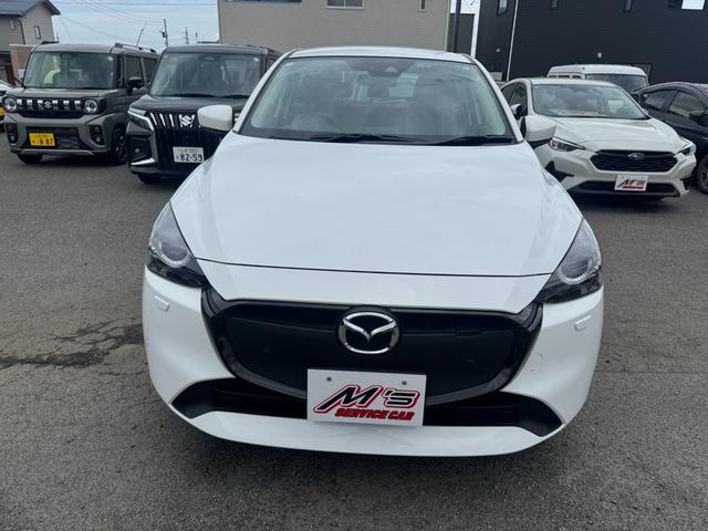 ＭＡＺＤＡ２ １５Ｃ　４ＷＤ　衝突被害軽減ブレーキ　アイドリングストップ　オートライト　ブラインドスポットモニター　ラジオ　レーンアシスト　クリアランスソナー　ＵＳＢ　ＡＵＸ接続　オートワイパー　プッシュスタート（34枚目）