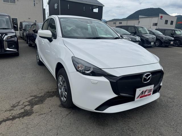 ＭＡＺＤＡ２ １５Ｃ　４ＷＤ　衝突被害軽減ブレーキ　アイドリングストップ　オートライト　ブラインドスポットモニター　ラジオ　レーンアシスト　クリアランスソナー　ＵＳＢ　ＡＵＸ接続　オートワイパー　プッシュスタート（35枚目）