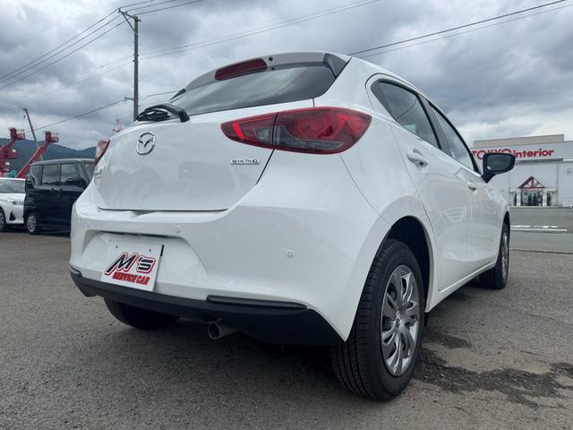 ＭＡＺＤＡ２ １５Ｃ　４ＷＤ　衝突被害軽減ブレーキ　アイドリングストップ　オートライト　ブラインドスポットモニター　ラジオ　レーンアシスト　クリアランスソナー　ＵＳＢ　ＡＵＸ接続　オートワイパー　プッシュスタート（42枚目）