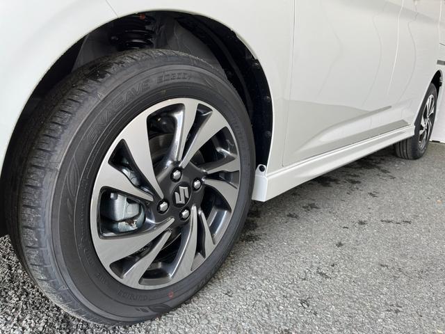 ソリオバンディット ハイブリッドＭＶ　４ＷＤ　登録済未使用車　衝突被害軽減ブレーキ　純正ナビ　フルセグＴＶ　シートヒーター　クリアランスソナー　レーンアシスト　ＨＵＤ　スリムサーキュレーター　クルコン　ＬＥＤライト　ＵＳＢ充電　ＢＴ接続（8枚目）