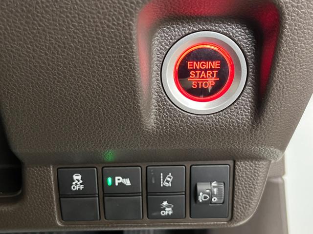 Ｎ－ＷＧＮ Ｌホンダセンシング　４ＷＤ　衝突被害軽減ブレーキ　バックカメラ　クリアランスソナー　レーンアシスト　シートヒーター　ＥＴＣ　クルコン　ＬＥＤライト　ＥＣＯＮ　ステリモ　オートライト　ＵＳＢ充電（17枚目）