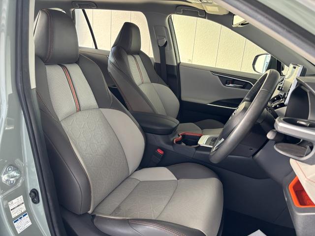 ＲＡＶ４ アドベンチャー　４ＷＤ　前後ドラレコ　ナビ付ディスプレイオーディオ　全周囲カメラ　ＥＴＣ２　パノラマルーフ　シートヒーター　ダウンヒルアシスト　クリアランスソナー　ＢＳＭ　レーンアシスト　パワーシート　ＬＥＤライト（9枚目）