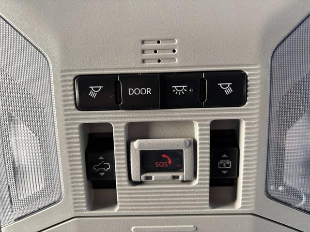 ＲＡＶ４ アドベンチャー　４ＷＤ　前後ドラレコ　ナビ付ディスプレイオーディオ　全周囲カメラ　ＥＴＣ２　パノラマルーフ　シートヒーター　ダウンヒルアシスト　クリアランスソナー　ＢＳＭ　レーンアシスト　パワーシート　ＬＥＤライト（35枚目）