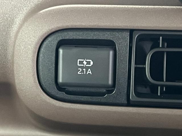 ムーヴキャンバス セオリーＧ　届出済未使用車　４ＷＤ　両側電動スライドドア　オートライト　ＬＥＤライト　クリアランスソナー　衝突被害軽減ブレーキ　シートヒーター　ドリンクヒーター　ＵＳＢ充電　パワーモード　バックカメラ（11枚目）