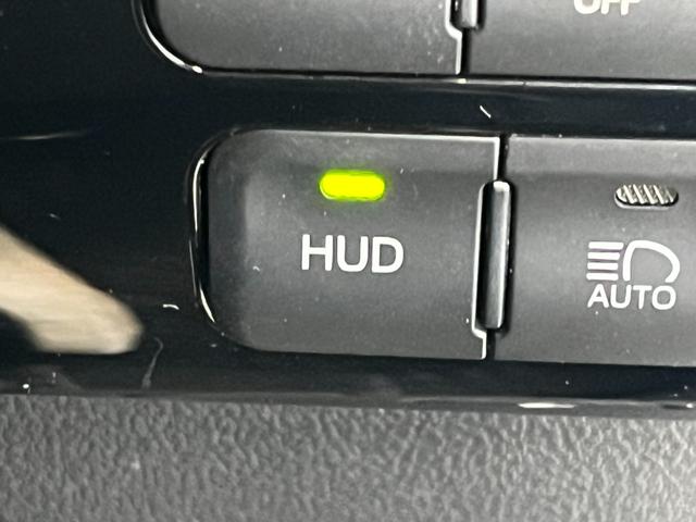 プリウス Ｓセーフティプラス　４ＷＤ　前後ドラレコ　ＥＴＣ　パーキングアシスト　クルコン　オートライト　オートハイビーム　ＬＥＤライト　ＨＵＤ　クリアランスソナー　バックモニター　Ｂｌｕｅｔｏｏｔｈ接続　フルセグＴＶ（27枚目）