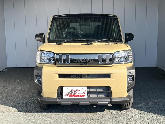タフト Ｇ　ダーククロムベンチャー　届出済未使用車　４ＷＤ　左右シートヒーター　バックカメラ　ＬＥＤヘッドライト　オートライト　クルコン　ソナー　衝突被害軽減ブレーキ　ムーンルーフ　ステリモ　プッシュスタート　ＵＳＢ　ＵＳＢ充電（3枚目）