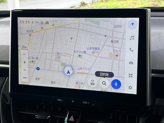 カローラクロス ハイブリッド　Ｚ　４ＷＤ　前方ドラレコ　純正ディスプレイオーディオプラス　全周囲モニター　Ｂｌｕｅｔｏｏｔｈ　フルセグＴＶ　パワーバックドア　オートライト　ＬＥＤライト　置くだけ充電　サンルーフ　後席ＵＳＢ充電（12枚目）