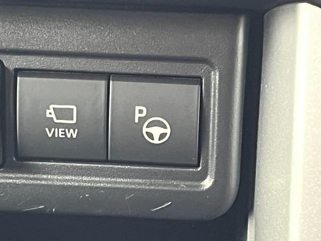 カローラクロス ハイブリッド　Ｚ　４ＷＤ　前方ドラレコ　純正ディスプレイオーディオプラス　全周囲モニター　Ｂｌｕｅｔｏｏｔｈ　フルセグＴＶ　パワーバックドア　オートライト　ＬＥＤライト　置くだけ充電　サンルーフ　後席ＵＳＢ充電（21枚目）