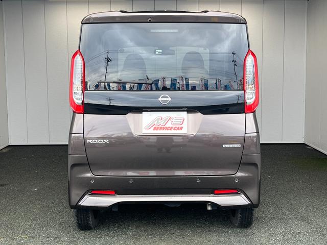 ルークス Ｘ　４ＷＤ　左側ハンズフリー電動スライドドア　レーンアシスト　クリアランスソナー　オートライト　ＬＥＤライト　ステアリングヒーター　シートヒーター　衝突被害軽減ブレーキ　後席ＵＳＢ充電（6枚目）