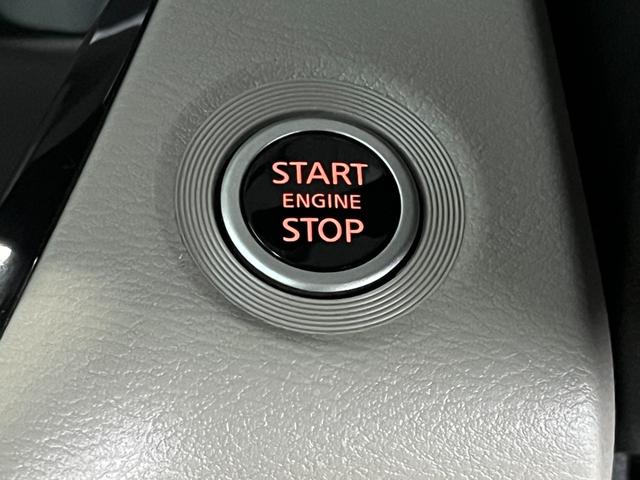 ルークス Ｘ　４ＷＤ　左側ハンズフリー電動スライドドア　レーンアシスト　クリアランスソナー　オートライト　ＬＥＤライト　ステアリングヒーター　シートヒーター　衝突被害軽減ブレーキ　後席ＵＳＢ充電（13枚目）