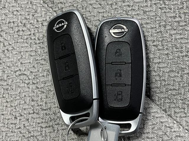 ルークス Ｘ　４ＷＤ　左側ハンズフリー電動スライドドア　レーンアシスト　クリアランスソナー　オートライト　ＬＥＤライト　ステアリングヒーター　シートヒーター　衝突被害軽減ブレーキ　後席ＵＳＢ充電（30枚目）