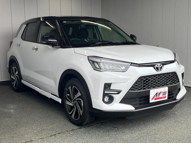 ライズ Ｚ　登録済未使用車　４ＷＤ　純正ディスプレイオーディオ　全周囲モニター　フルセグＴＶ　ＵＳＢ　ＨＤＭＩ　Ｂｌｕｅｔｏｏｔｈ　クルコン　オートライト　オートハイビーム　ＬＥＤライト　ＢＳＭ　後席ＵＳＢ充電（4枚目）