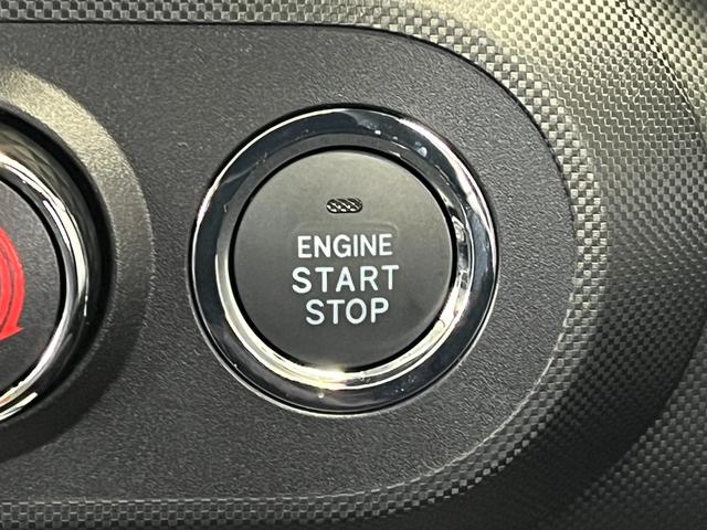 ライズ Ｚ　登録済未使用車　４ＷＤ　純正ディスプレイオーディオ　全周囲モニター　フルセグＴＶ　ＵＳＢ　ＨＤＭＩ　Ｂｌｕｅｔｏｏｔｈ　クルコン　オートライト　オートハイビーム　ＬＥＤライト　ＢＳＭ　後席ＵＳＢ充電（14枚目）