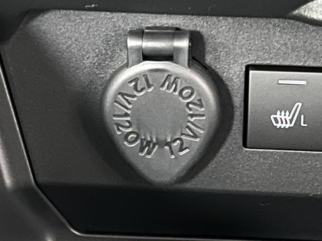 ライズ Ｚ　登録済未使用車　４ＷＤ　純正ディスプレイオーディオ　全周囲モニター　フルセグＴＶ　ＵＳＢ　ＨＤＭＩ　Ｂｌｕｅｔｏｏｔｈ　クルコン　オートライト　オートハイビーム　ＬＥＤライト　ＢＳＭ　後席ＵＳＢ充電（16枚目）