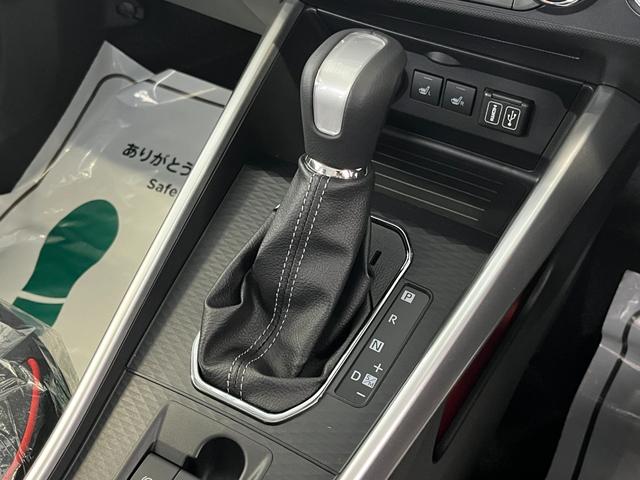 ライズ Ｚ　登録済未使用車　４ＷＤ　純正ディスプレイオーディオ　全周囲モニター　フルセグＴＶ　ＵＳＢ　ＨＤＭＩ　Ｂｌｕｅｔｏｏｔｈ　クルコン　オートライト　オートハイビーム　ＬＥＤライト　ＢＳＭ　後席ＵＳＢ充電（19枚目）