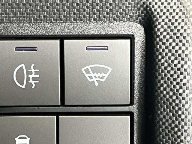 ライズ Ｚ　登録済未使用車　４ＷＤ　純正ディスプレイオーディオ　全周囲モニター　フルセグＴＶ　ＵＳＢ　ＨＤＭＩ　Ｂｌｕｅｔｏｏｔｈ　クルコン　オートライト　オートハイビーム　ＬＥＤライト　ＢＳＭ　後席ＵＳＢ充電（23枚目）