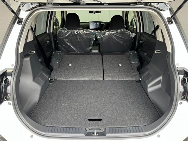 ライズ Ｚ　登録済未使用車　４ＷＤ　純正ディスプレイオーディオ　全周囲モニター　フルセグＴＶ　ＵＳＢ　ＨＤＭＩ　Ｂｌｕｅｔｏｏｔｈ　クルコン　オートライト　オートハイビーム　ＬＥＤライト　ＢＳＭ　後席ＵＳＢ充電（38枚目）