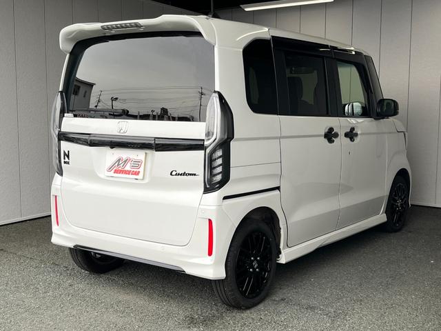 N-BOXカスタム Lターボ 4WD 純正ナビ フルセグTV バックカメラ 前後ドラレコ シートヒーター 衝突被害軽減ブレーキ ソナー レーンアシスト クルコン LED オートライト 両側電動スライドドア USB BT(5枚目)