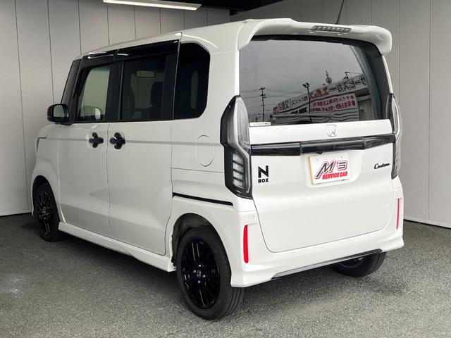N-BOXカスタム Lターボ 4WD 純正ナビ フルセグTV バックカメラ 前後ドラレコ シートヒーター 衝突被害軽減ブレーキ ソナー レーンアシスト クルコン LED オートライト 両側電動スライドドア USB BT(7枚目)
