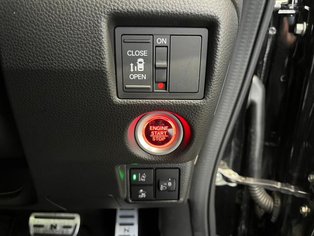 N-BOXカスタム L 前後ドラレコ LEDライト オートライト 左側電動スライドドア レーンアシスト クリアランスソナー USB充電 ECON 衝突被害軽減ブレーキ エンジンスターター シートヒーター バックカメラ(17枚目)